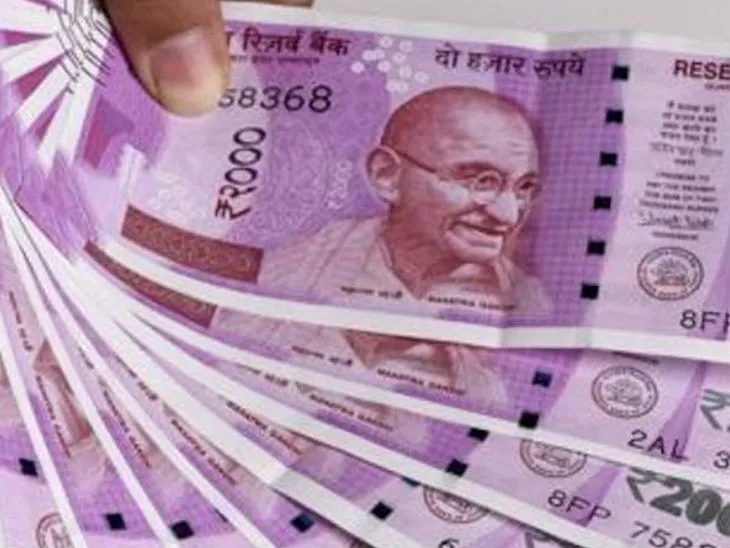 ठाणे के मुंब्रा में छप रही थी करंसी, एक नाबालिग व मुख्य आरोपी गिरफ्तार…