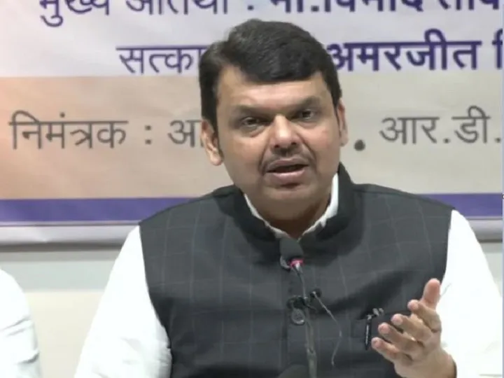 एक व्यक्ति ने महाराष्ट्र की राजनीति को किया प्रदूषित- देवेंद्र फडणवीस