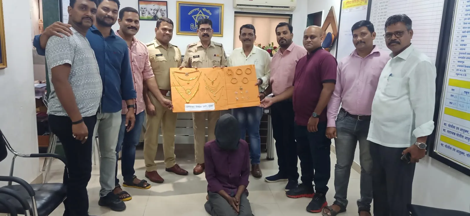 ओशिवारा में अपार्टमेंट से 19 लाख रुपये के सोने के गहने की चोरी , 24 घंटों के भीतर आरोपी गिरफ्तार 