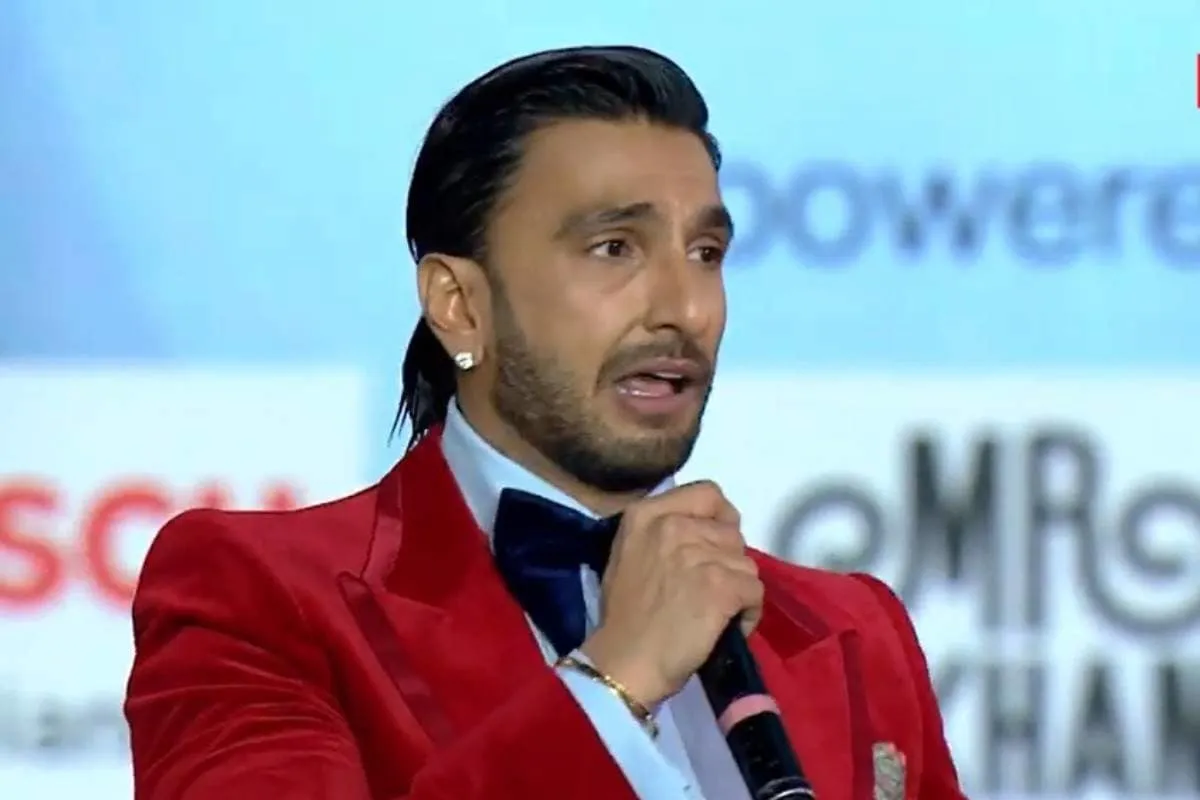 Ranveer Singh का पुलिस के सामने खुलासा, तस्वीर के साथ छेड़छाड़ करने का लगाया आरोप...