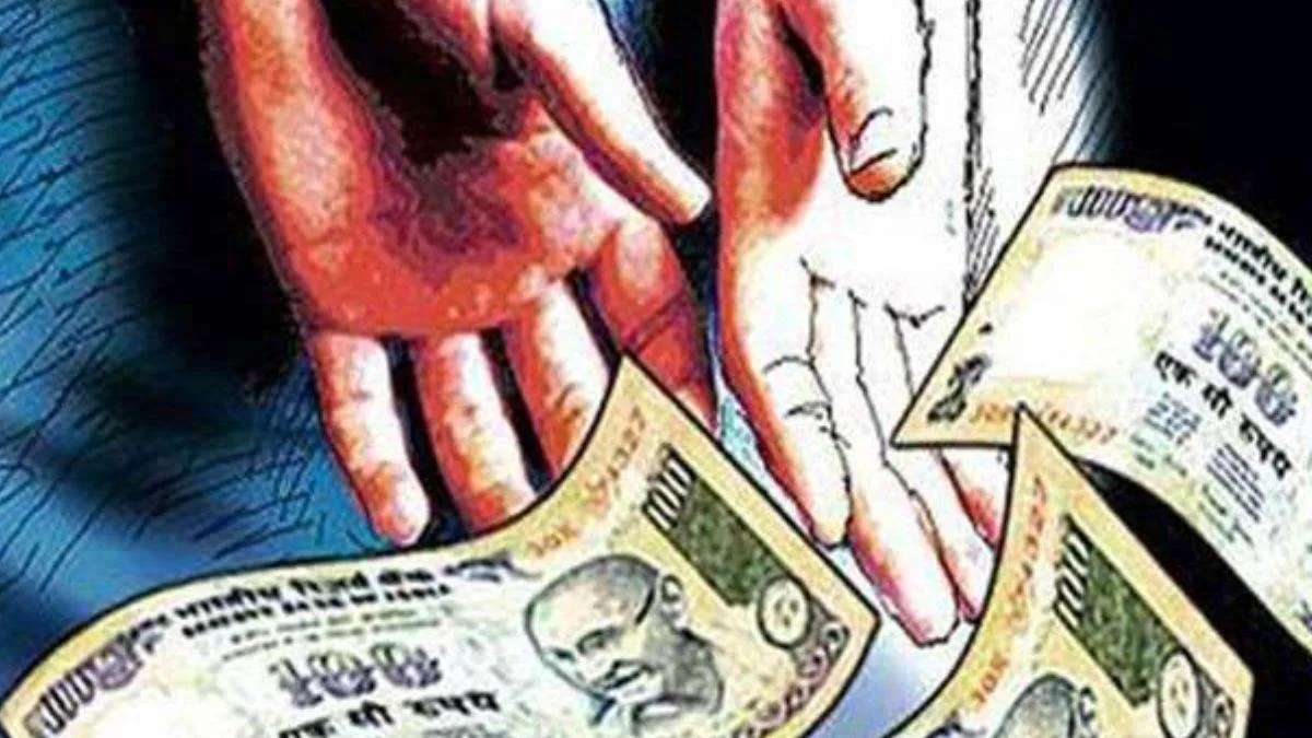 पंजाब  के लुधियाना में डेढ़ लाख रुपये रिश्वत लेने पर पनग्रेन इंस्पेक्टर गिरफ्तार... 