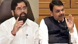 मुख्यमंत्री एकनाथ शिंदे और उप मुख्यमंत्री देवेंद्र फडणवीस को लेकर एक विमान खराब मौसम का सामना करने के बाद मुंबई लौटा...