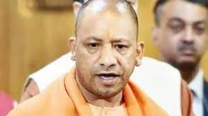 मुख्यमंत्री योगी आदित्यनाथ पर टिप्पणी के बाद कांग्रेस नेता को शिवसेना ने लिया आड़े हाथ... कहा- भगवा हमारी 'आत्मा'