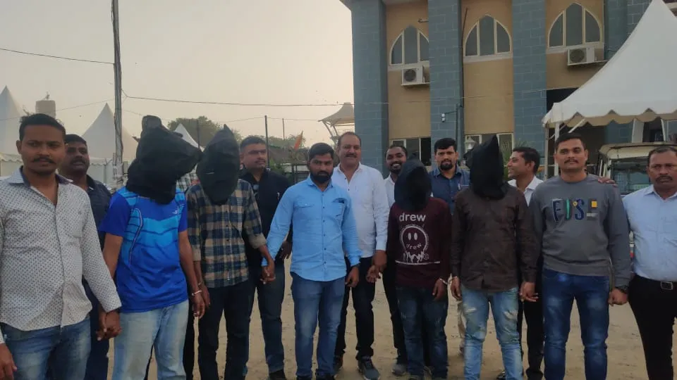 कुर्ला में बीएमसी ठेकेदार पर 45 करोड़ के टेंडर को लेकर फायरिंग पुलिस ने किया खुलासा 4 लोग गिरफ्तार 