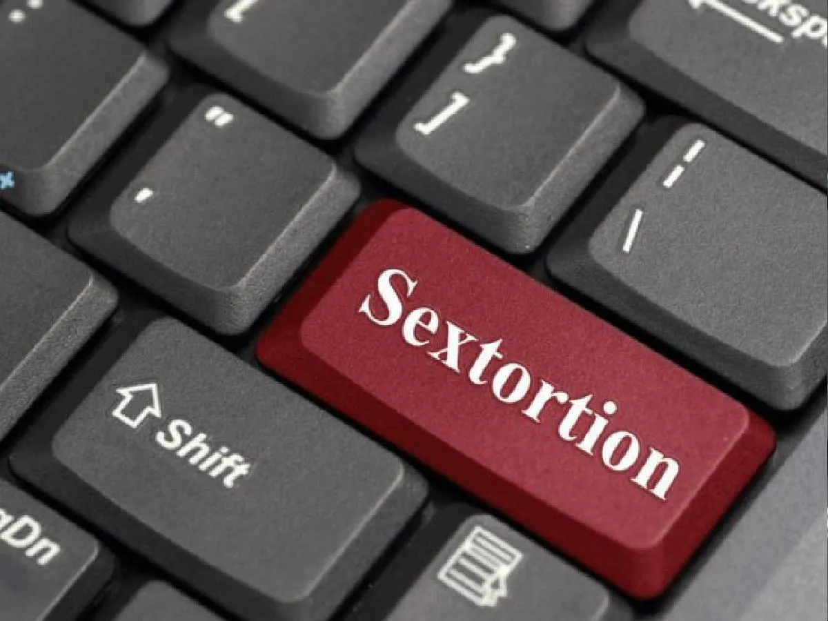 महाराष्ट्र के मुंबई में लगातार बढ़ रहे सेक्सटॉर्शन के मामले... रात में एक वीडियो कॉल और फिर लाखों की वसूली
