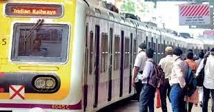 टिटवाला स्टेशन से मुंबई जा रही है एक लोकल ट्रेन में सहयात्री के मारपीट करने के बाद बुजुर्ग व्यक्ति की मौत!