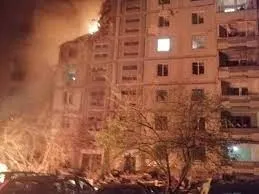 रूस और यूक्रेन के बीच जारी है जंग... रात में 21 रूसी मिसाइलों को मार गिराया