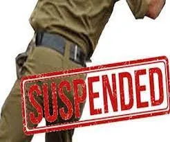 बिहार में जहरीली शराब मामले में बड़ी कार्रवाई... 2 पुलिस अधिकारी समेत 11 पुलिसकर्मी निलंबित