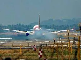 ब्राजील में रनवे पर विमान में उड़ान भरने से पहले ही इंजन में लगी आग...