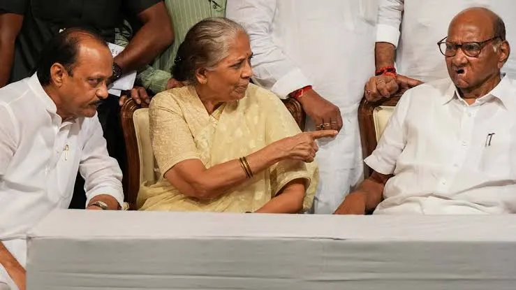 शरद पवार पार्टी प्रमुख के रूप में पद छोड़ने के फैसले पर 'पुनर्विचार' करने पर सहमत हुए