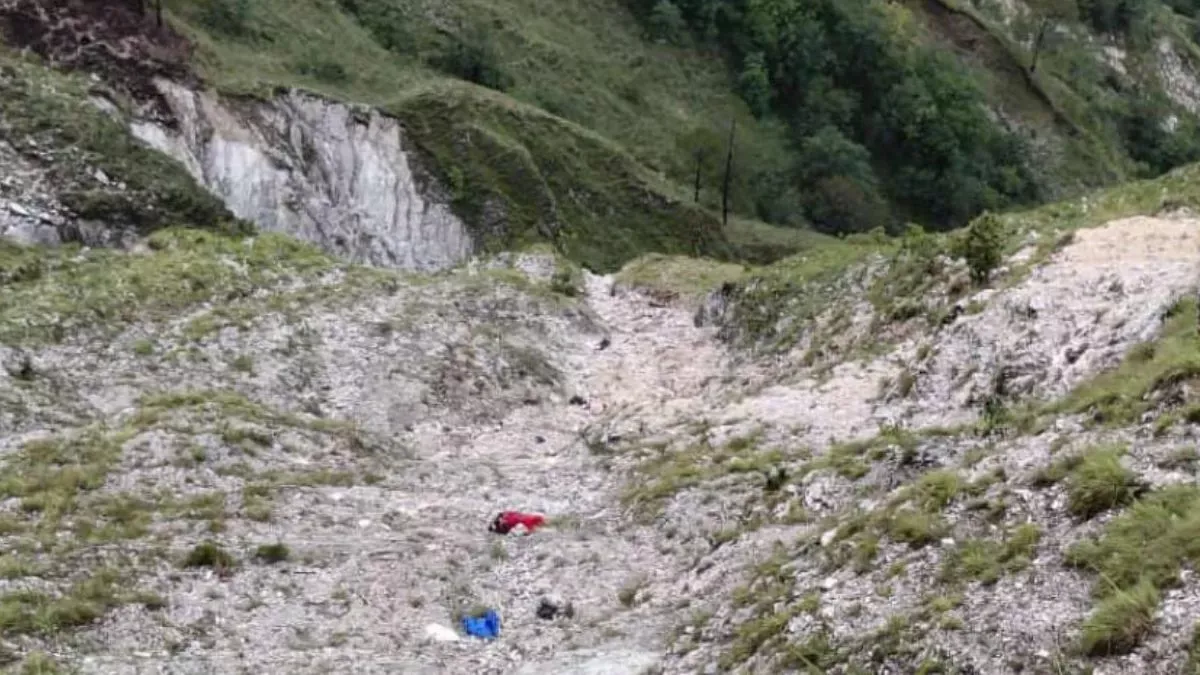 पिथौरागढ़ में 600 मीटर गहरी खाई में गिरी जीप, नौ लोगों की मौत; CM धामी ने जताया दुख