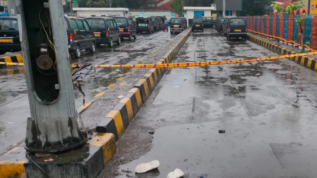 25_06_2023-electrocution_on_new_delhi_railway_station_23451634