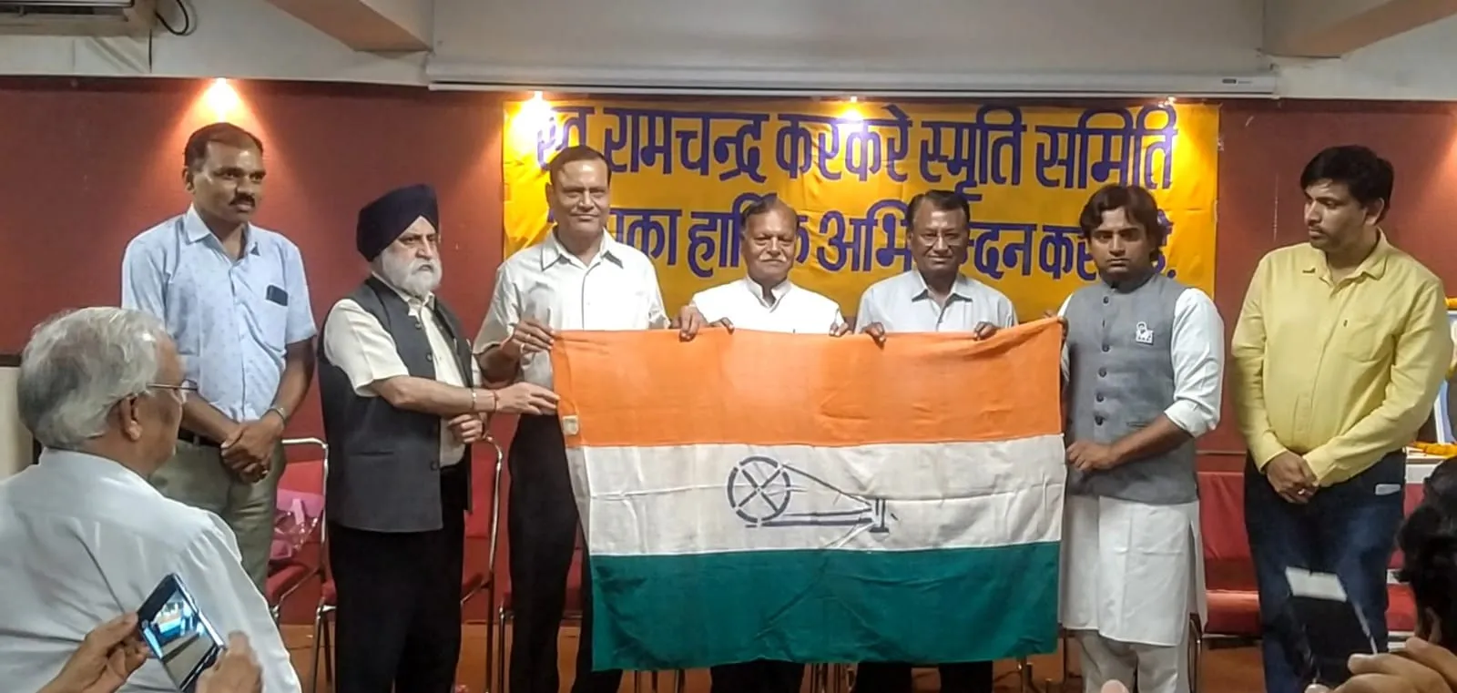 1942 में ग्वालियर में प्रथम आजादी के संघर्ष के रूप में फहराया गया तिरंगा।