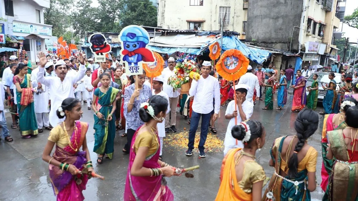 नवी मुंबई नगर निगम (एनएमएमसी) के बेलापुर वार्ड ने 'स्वच्छता दिंडी' का आयोजन