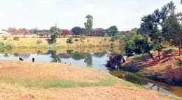 मुंब्रा के रेटिबंदर क्रीक में एक 16 वर्षीय लड़के का शव तैरता हुआ मिला