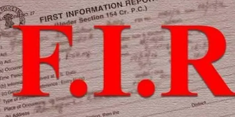 मुख्यमंत्री के काफिले में घुसने के आरोप में बांद्रा पुलिस ने मर्सिडीज ड्राइवर पर मामला दर्ज किया