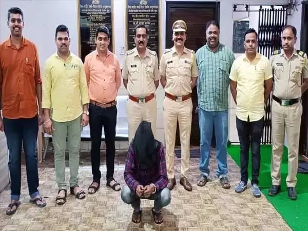 मीरा रोड पुलिस की अपराध जांच इकाई ने कुख्यात लुटेरे को पकड़ा, आरोपी ने चोरी की 9 वारदातें कबूलीं