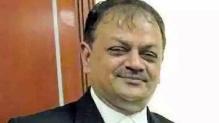 बॉम्बे हाई कोर्ट के जज जस्टिस रोहित देव ने भरी अदालत में अपने इस्तीफे की घोषणा कर सभी को चौंका दिया