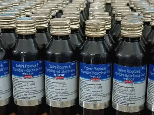 ठाणे में 2.69 लाख रुपए के कफ सिरप का अवैध स्टॉक बरामद