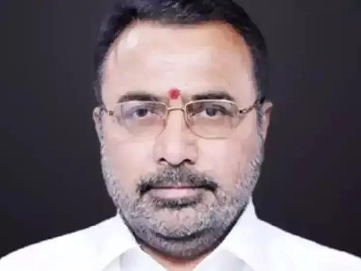 8 विधायक एकनाथ शिंदे की शिवसेना में शामिल होंगे