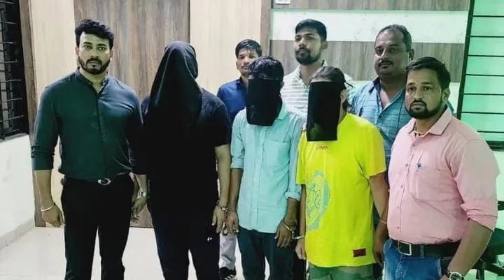 ठाणे सिटी प्रॉपर्टी सेल पुलिस ने दुकान से 3.2 करोड़ के सोने के आभूषण चोरी करने के आरोप में 3 नेपालियों को किया गिरफ्तार