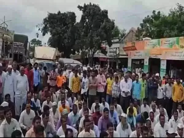 नासिक की प्याज मंडी बंद, खरीद मूल्य पर किसानों का विरोध जारी
