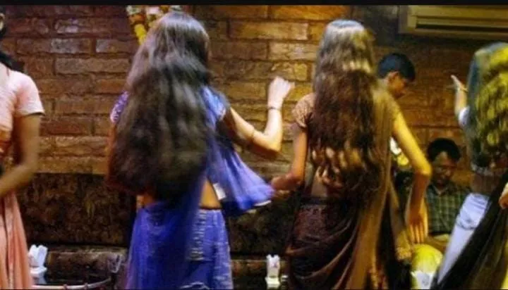 वीडियो क्लिप वायरल होने के बाद डांस बार पर छापा