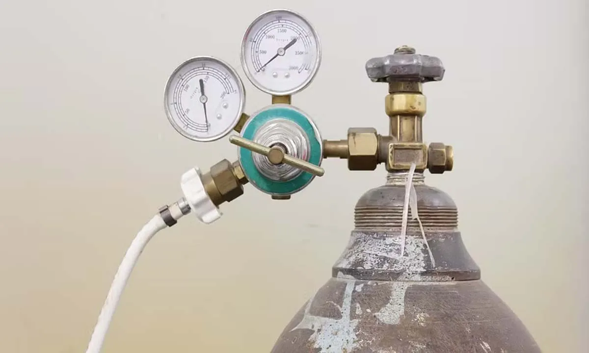 ठाणे के अस्पताल में ऑक्सीजन सिलेंडर लीक, कोई मरीज़ प्रभावित नहीं 