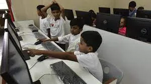 सिर्फ १८,५४० यानी २८.३ फीसदी स्कूलों में ही इंटरनेट की सुविधा