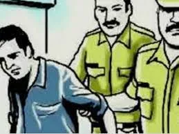 X-RAY कराने गई थी लैब टेक्नीशियन ने उठाया गलत फायदा... फरार आरोपी को पुलिस ने पकड़ा