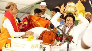 महाराष्ट्र के छत्रपति संभाजीनगर में धीरेंद्र कृष्ण शास्त्री के कार्यक्रम में 10 मुस्लिमों ने अपनाया हिंदू धर्म... बागेश्वर सरकार ने की घोषणा