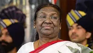 राष्ट्रपति द्रौपदी मुर्मू ने इंडियन आर्मी मेजर को किया टर्मिनेट... कर रहा था देश के लिए खतरे वाला काम