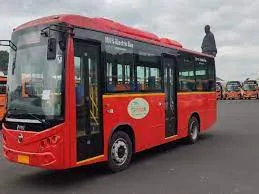 नए साल में टीएमटी के बेड़े में सौ नई इलेक्ट्रिक वातानुकूलित बसें...
