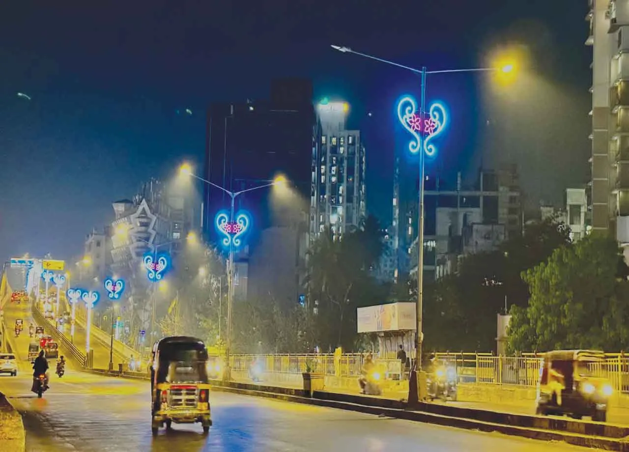 मुंबई सौंदर्यीकरण योजना, ७०० करोड़ रुपए खर्च