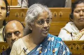 केंद्रीय वित्त मंत्री निर्मला सीतारमण ने यूपीए गठबंधन के शासन के दौरान आर्थिक कुप्रबंधन पर लोकसभा में रखा श्वेत पत्र... 