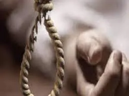 नागपुर में जंक फूड खाने पर पिता द्वारा डांटे जाने के बाद... BBA की छात्रा ने लगाई फांसी