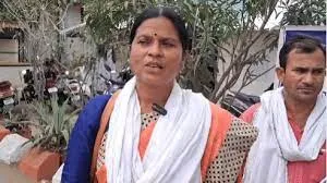 महिला नेता का बड़ा ऐलान, हर गांव में खुलेगा बार... 