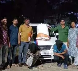 नागपुर / कूरियर से आया 22 किलो गांजा...  डिलीवरी लेते ही पुलिस ने 2 तस्करों को दबोचा