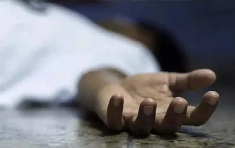 महाराष्ट्र के चंद्रपुर में संदिग्ध अवस्था में मिला युवक का शव... इलाके में मची सनसनी