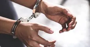 पुणे में घर पर गुप्त गर्भपात के बाद 24 वर्षीय महिला की मौत... पति और ससुर गिरफ्तार 