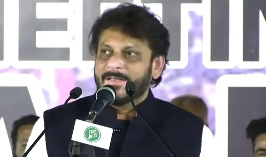 महाराष्ट्र : AIMIM अपनी पूरी ताकत के साथ चुनाव लड़ेगी - वारिस पठान