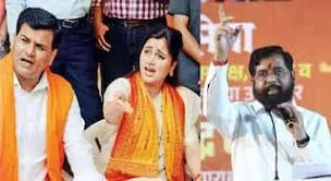 सीएम शिंदे ने राणा दंपती को महायुति के अनुशासन का पालन करने की सलाह दी