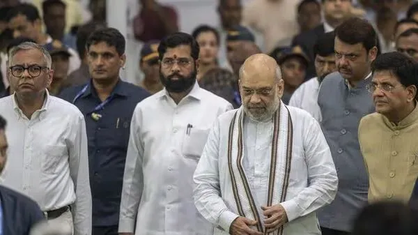 महाराष्ट्र में मुख्यमंत्री पद की घोषणा और मंत्री पद के बंटवारे का फॉर्मूला देंगे अमित शाह 