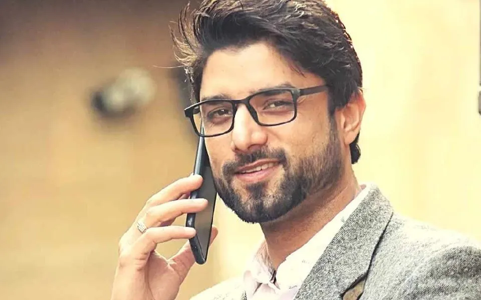 35 वर्षीय टेलीविजन अभिनेता ने आत्महत्या कर ली; पंखे से लटके पाए गए