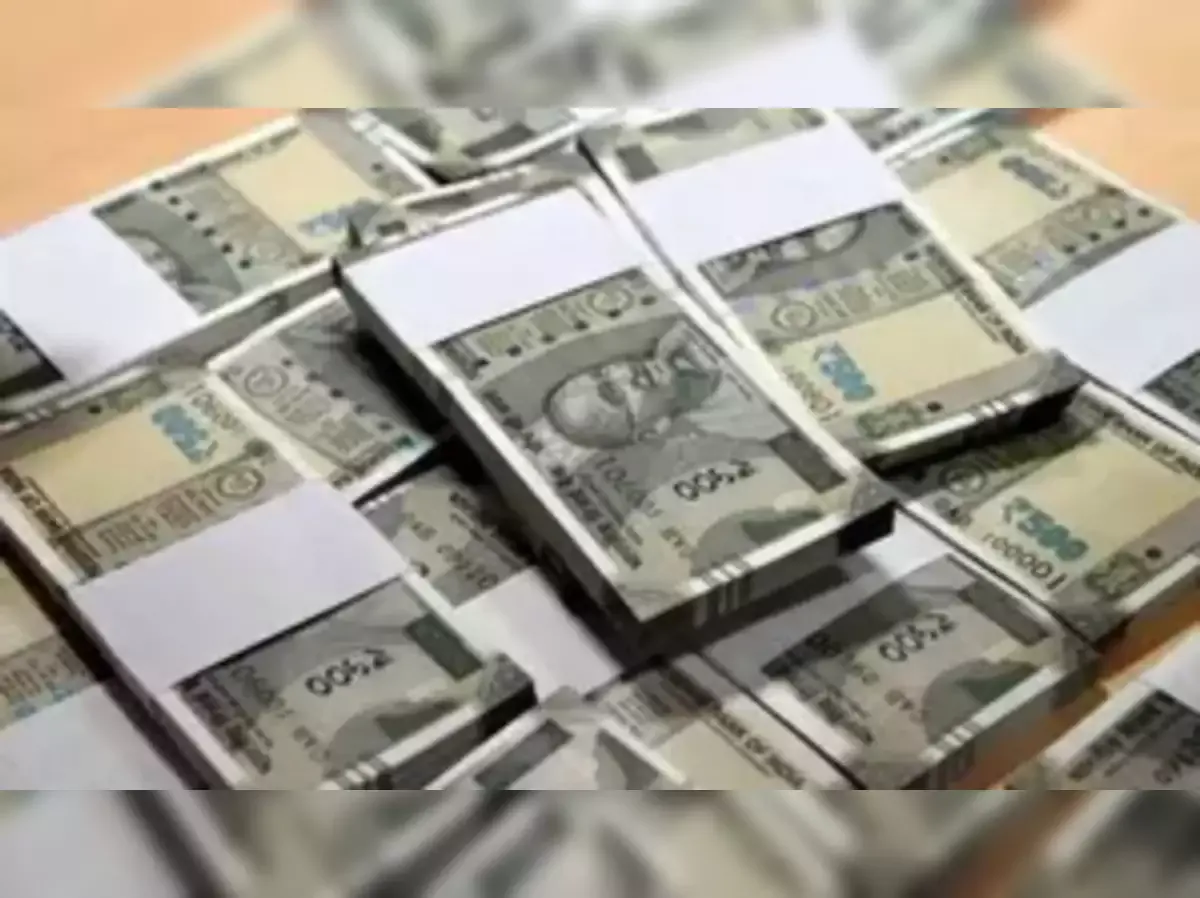 ठाणे: वाहन से 17 लाख रुपये की बिना हिसाब की नकदी जब्त