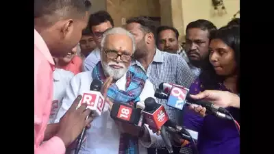 महाराष्ट्र : मंत्रियों में एनसीपी के वरिष्ठ नेता छगन भुजबल को शामिल नहीं किया; समर्थकों में गुस्सा