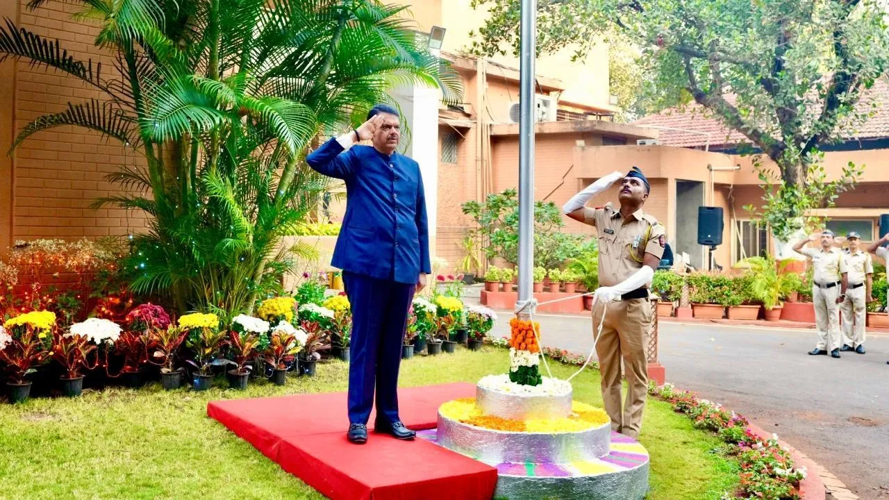 महाराष्ट्र:  राज्यपाल और ने 76वें गणतंत्र दिवस के अवसर पर लोगों को शुभकामनाएं दीं