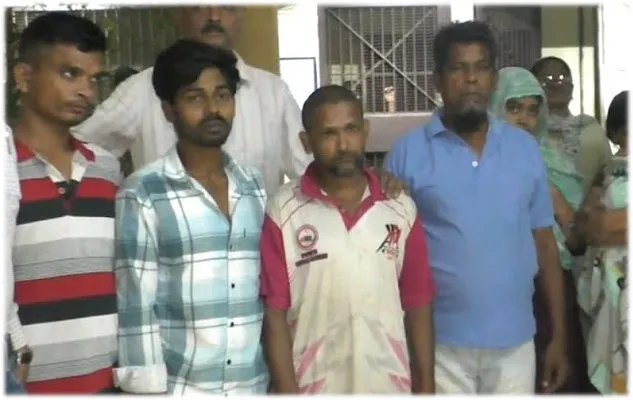 घाटकोपर से 13 बांग्लादेशी गिरफ्तार; अवैध प्रवासियों के खिलाफ मुंबई पुलिस का एक्शन  