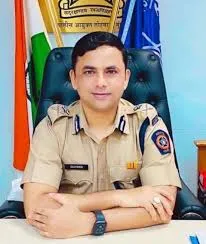 मुंबई क्राइम ब्रांच ने सस्पेंडेड आईपीएस अधिकारी कैसर खालिद के खिलाफ क्रिमिनल इंक्वायरी की सिफारिश