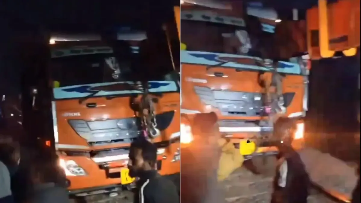 महाराष्ट्रः पटरी में फंसा ट्रक, लोको पायलट की सूझबूझ से हादसा बचा